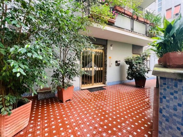 appartamento in vendita a Roma in zona Appio Latino