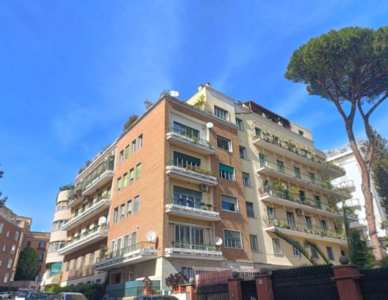 appartamento in vendita a Roma in zona Pinciano
