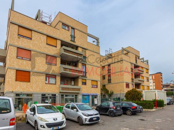 appartamento in vendita a Roma in zona Aurelio