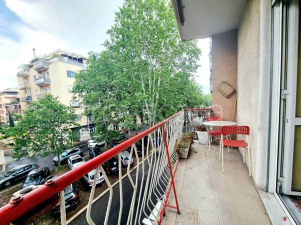 appartamento in vendita a Roma in zona Appio Claudio