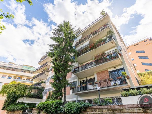 appartamento in vendita a Roma in zona Della Vittoria