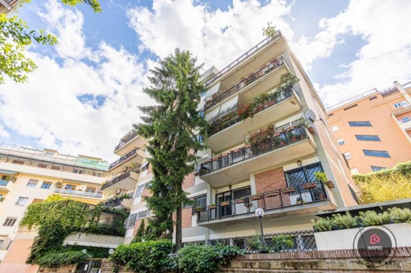 appartamento in vendita a Roma in zona Tor di Quinto