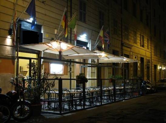 negozio in vendita a Roma in zona Castro Pretorio