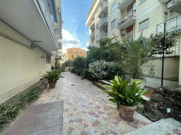appartamento in vendita a Roma in zona Tuscolano