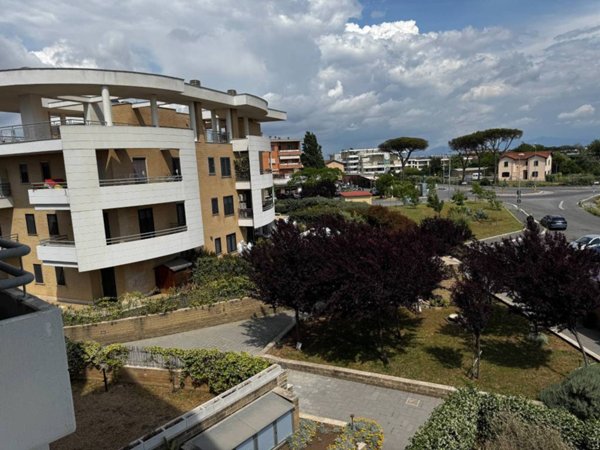 appartamento in vendita a Roma in zona Acilia