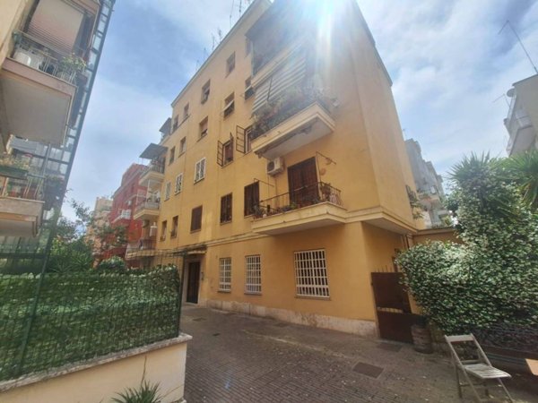appartamento in vendita a Roma in zona Prenestino-Centocelle