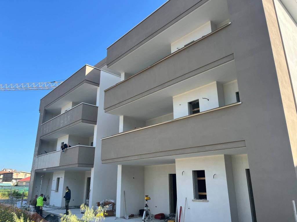 appartamento in vendita a Roma in zona Romanina