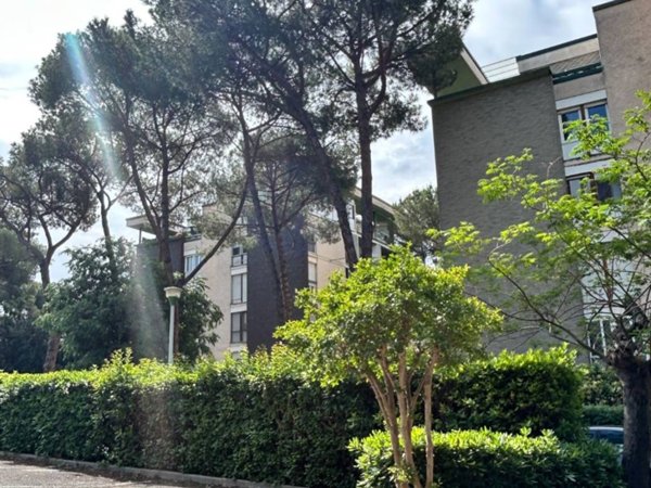 appartamento in vendita a Roma in zona EUR