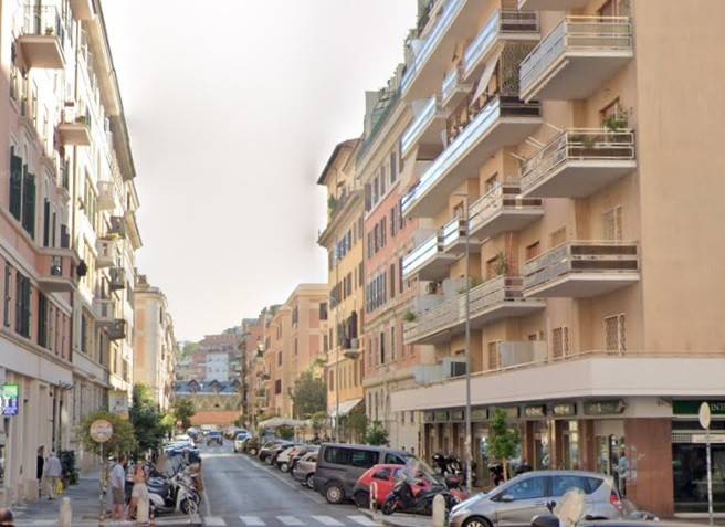 appartamento in vendita a Roma in zona Della Vittoria