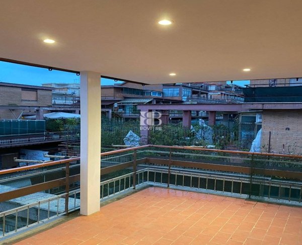 appartamento in vendita a Roma in zona Gianicolense
