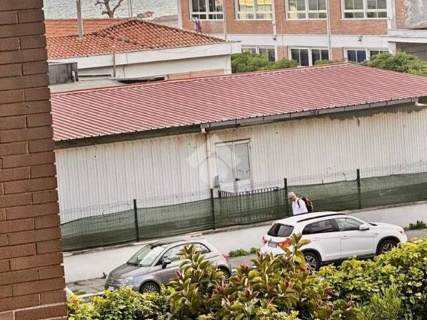 appartamento in vendita a Roma in zona Ostia