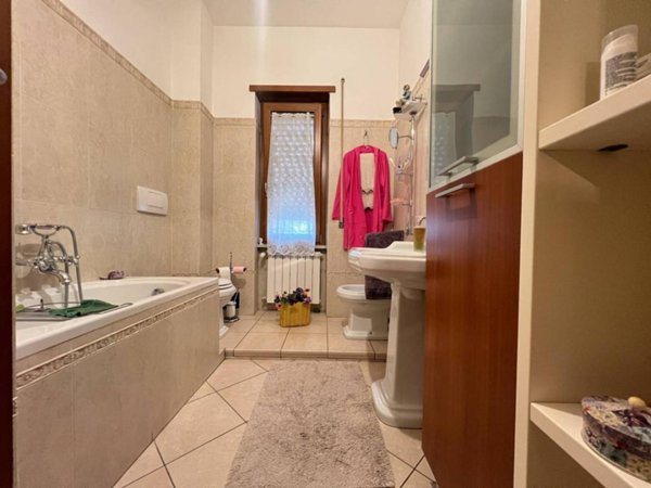 appartamento in vendita a Roma in zona Tor Bella Monaca