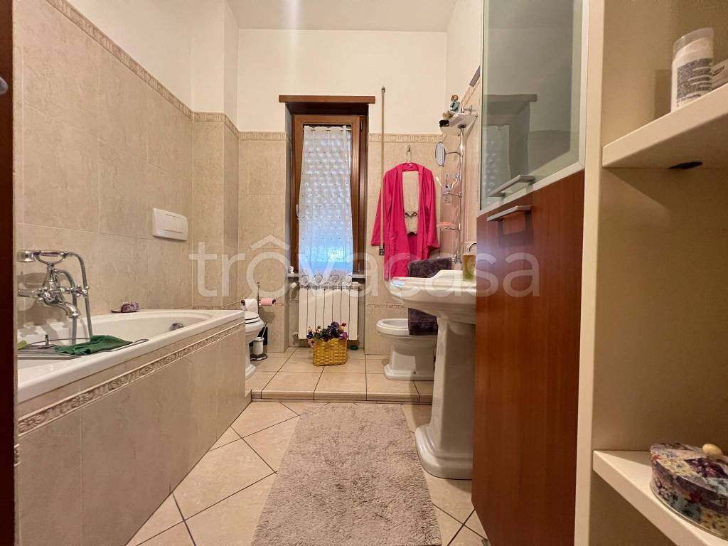 appartamento in vendita a Roma in zona Borghesiana