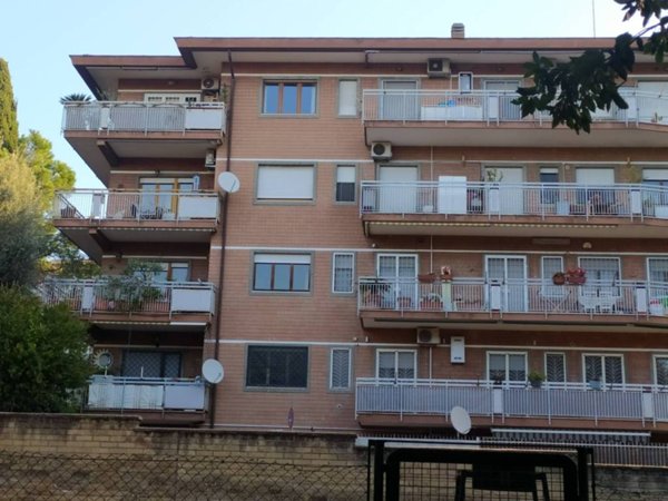 appartamento in vendita a Roma in zona Portuense