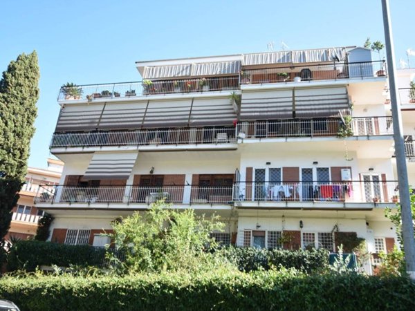 appartamento in vendita a Roma in zona Torrevecchia