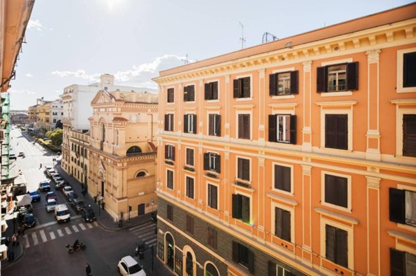 appartamento in vendita a Roma in zona Castro Pretorio
