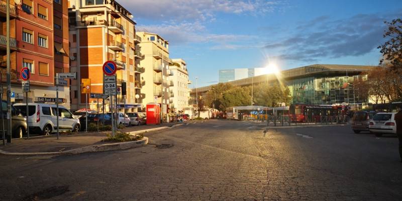 negozio in vendita a Roma in zona Collatino