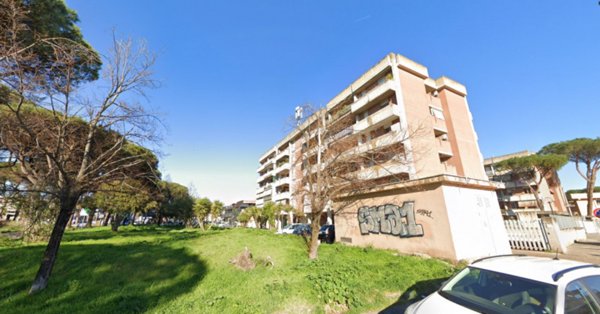 appartamento in vendita a Roma in zona San Basilio
