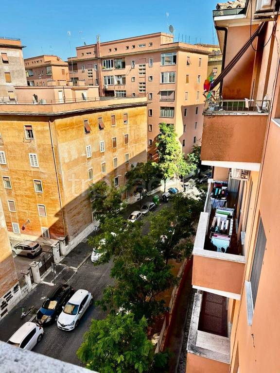 casa indipendente in vendita a Roma in zona Trieste