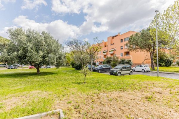 appartamento in vendita a Roma in zona Dragoncello