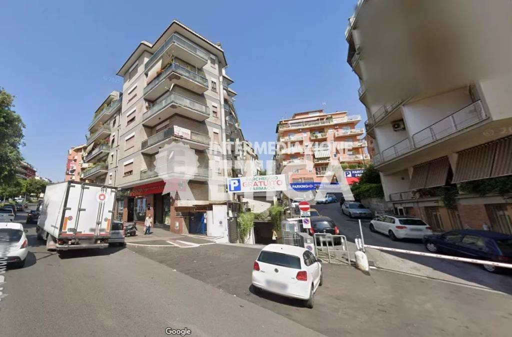 appartamento in vendita a Roma in zona Aurelio
