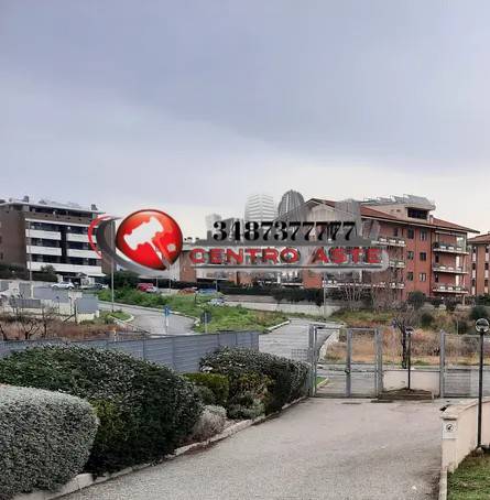 appartamento in vendita a Roma in zona Ponte di Nona