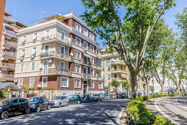 appartamento in vendita a Roma in zona Gianicolense