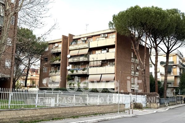 appartamento in vendita a Roma in zona San Basilio