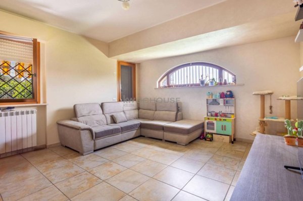 casa indipendente in vendita a Roma in zona Castelverde