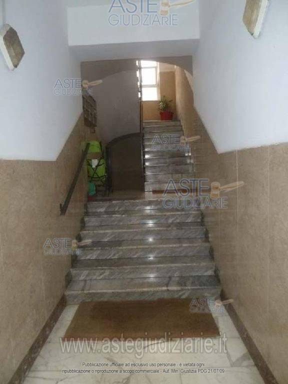 appartamento in vendita a Roma in zona Tuscolano