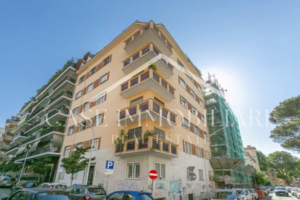 appartamento in vendita a Roma in zona Appio Latino