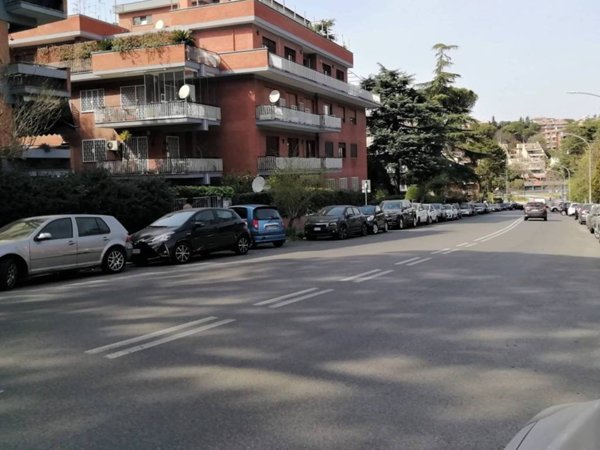 appartamento in vendita a Roma in zona Gianicolense