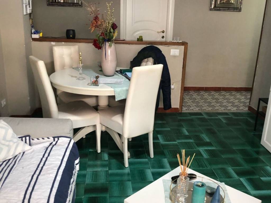appartamento in vendita a Roma in zona Tuscolano