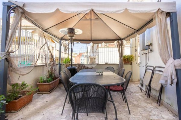 appartamento in vendita a Roma in zona Ostiense