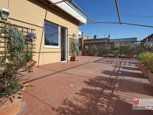 appartamento in vendita a Roma in zona Monte Sacro/Talenti