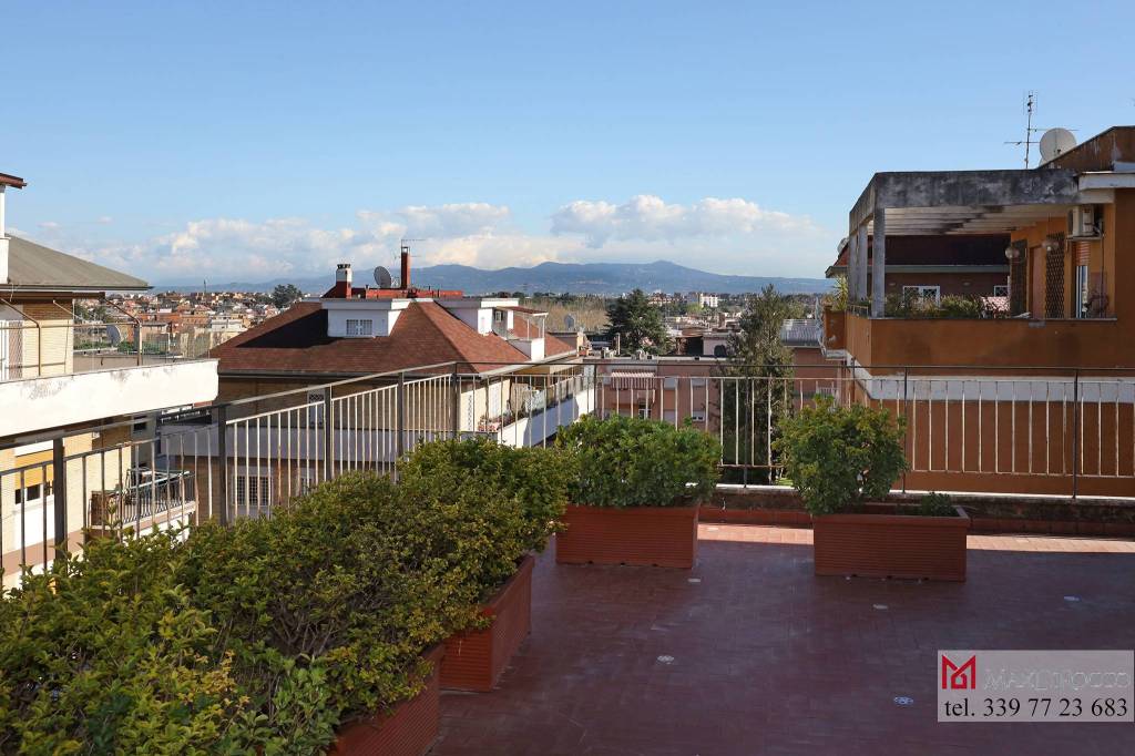 appartamento in vendita a Roma in zona Monte Sacro/Talenti