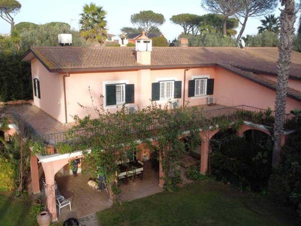 casa indipendente in vendita a Roma in zona Pinciano