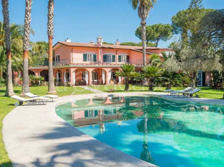 casa indipendente in vendita a Roma in zona Pinciano