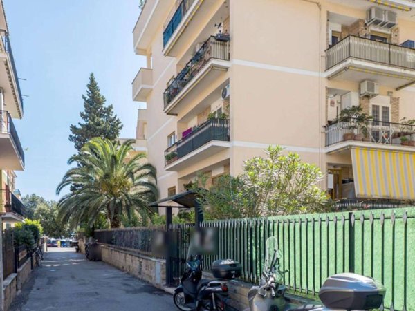 appartamento in vendita a Roma in zona Primavalle