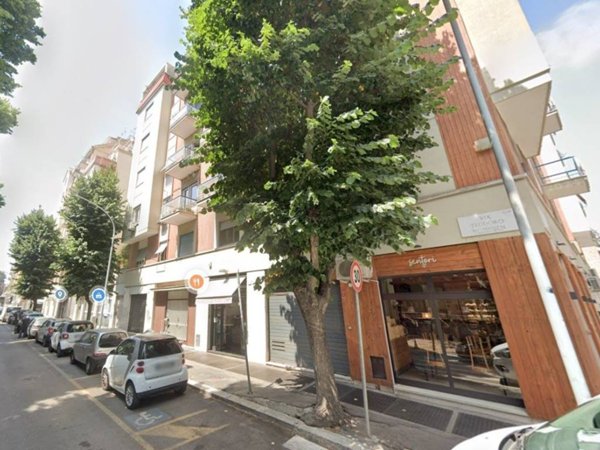 appartamento in vendita a Roma in zona Appio Latino