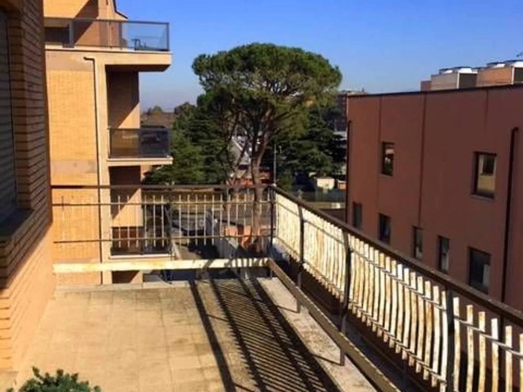 appartamento in vendita a Roma in zona Torre Maura