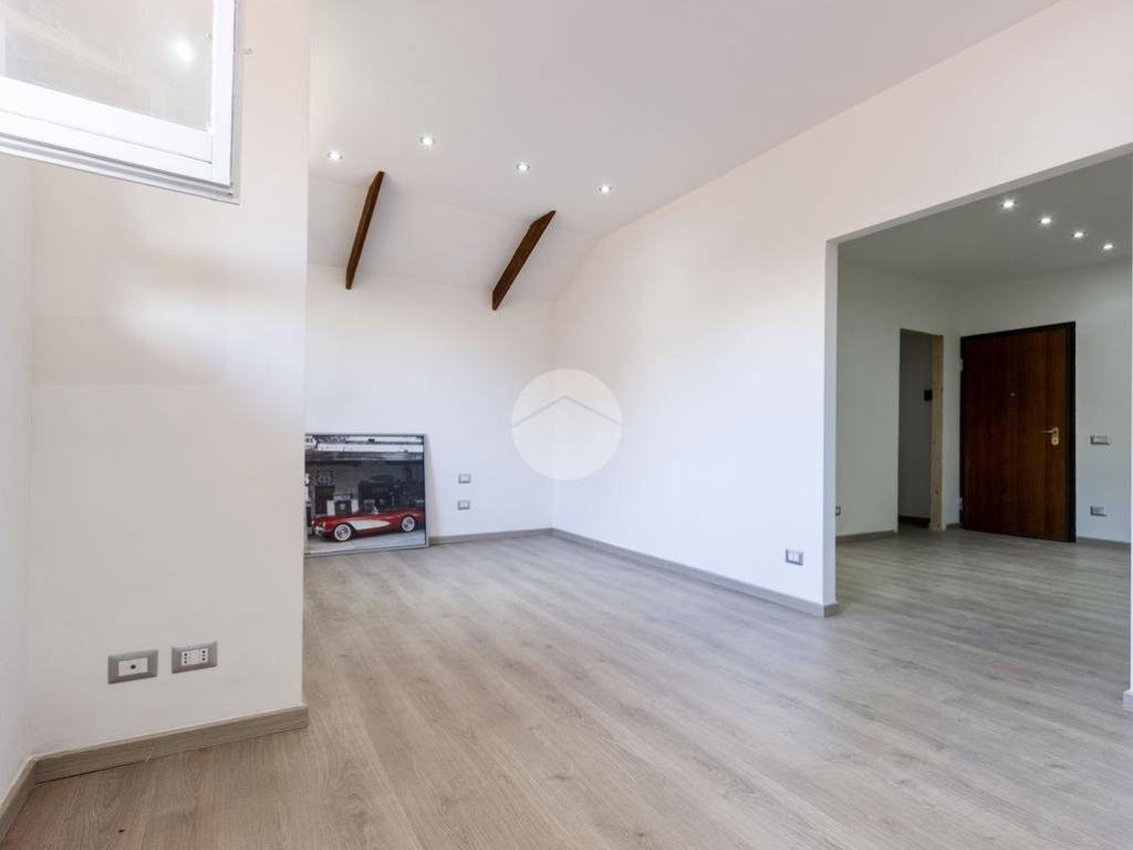 appartamento in vendita a Roma in zona Ostiense