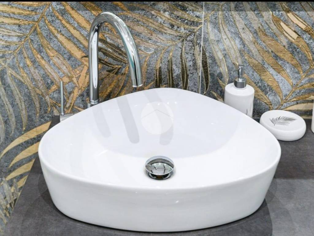 appartamento in vendita a Roma in zona Ostiense