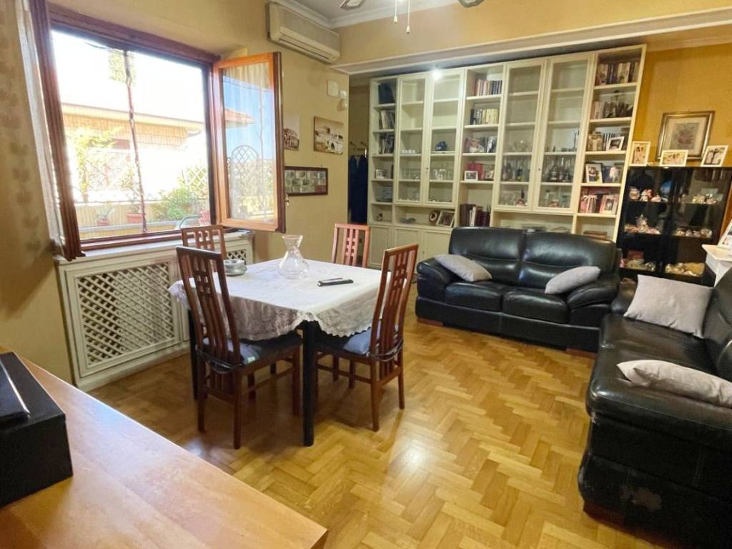 casa indipendente in vendita a Roma in zona Torrevecchia
