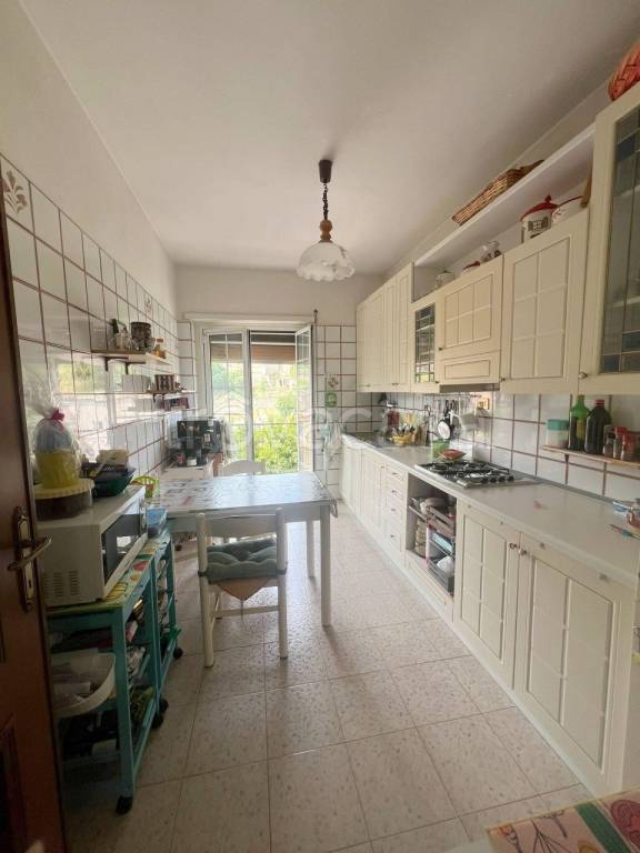 appartamento in vendita a Roma in zona Selva Candida