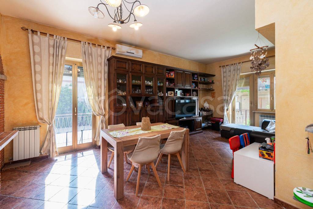appartamento in vendita a Roma in zona Massimina/Casal Lumbroso