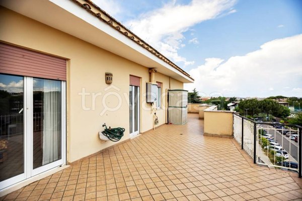 appartamento in vendita a Roma in zona San Basilio