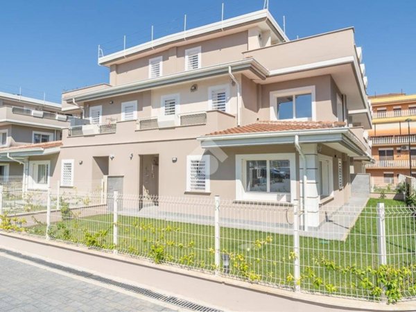 appartamento in vendita a Roma in zona Borghesiana