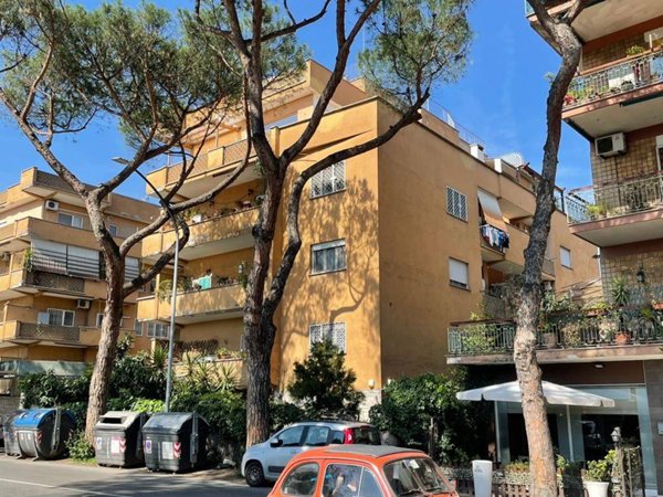 appartamento in vendita a Roma in zona Monte Sacro/Talenti