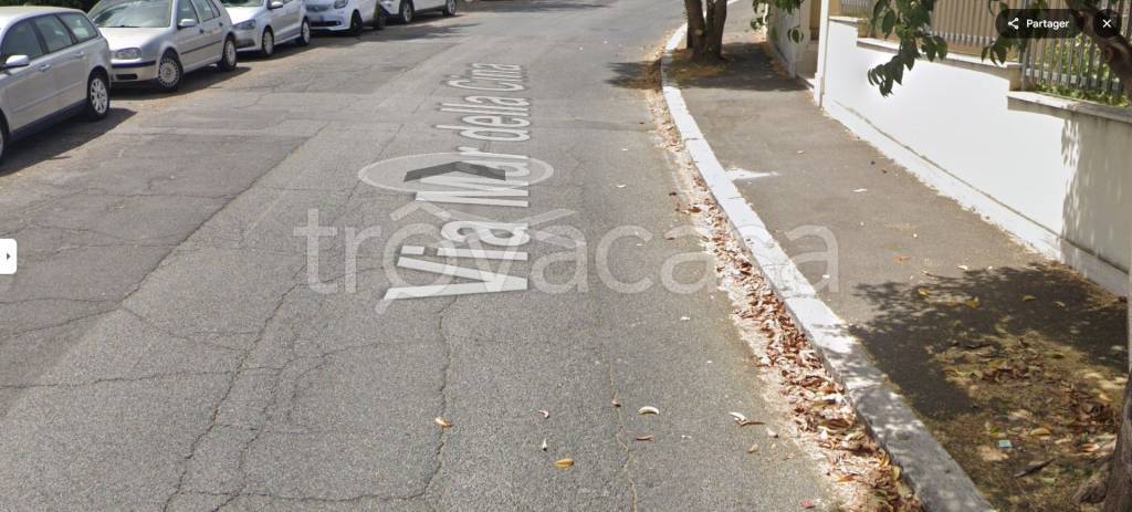 appartamento in vendita a Roma in zona Torrino